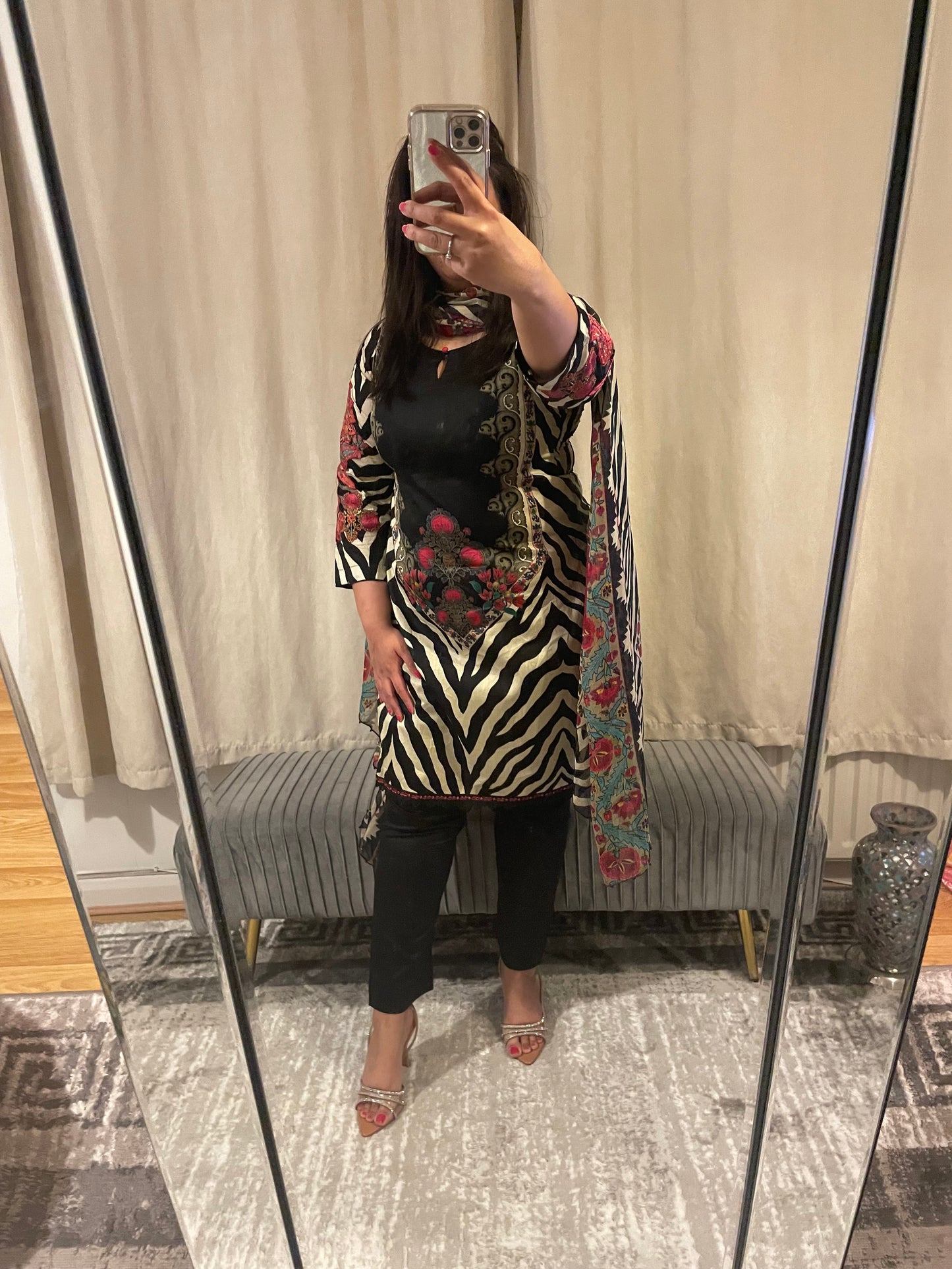 Black Lawn Suit (Sana Safinaz Inspired)