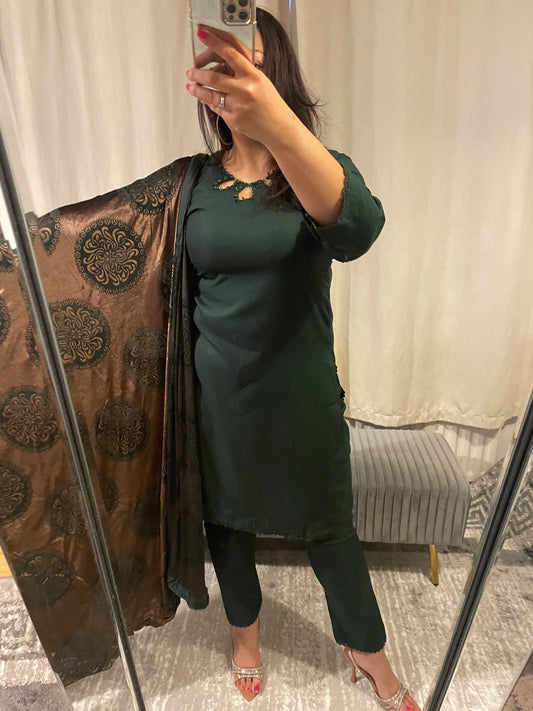 Bottle green Palachi Shawl with Marina